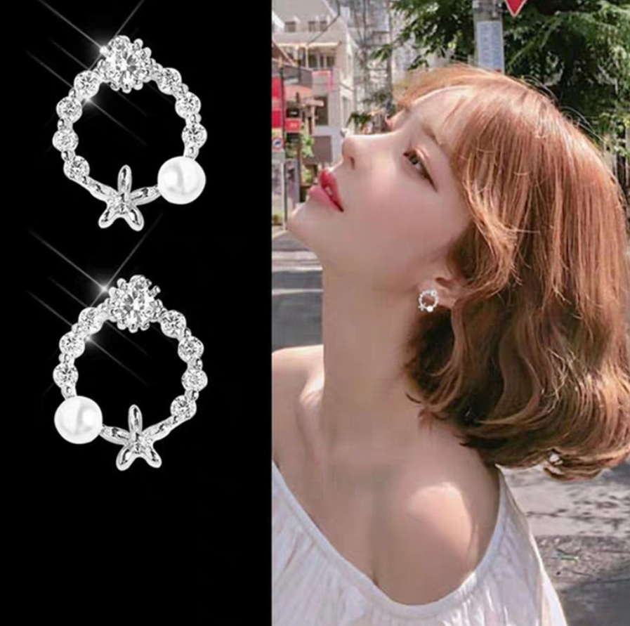 Flower Stud Earrings — Delicate, Gold or Silver, Always Pretty
