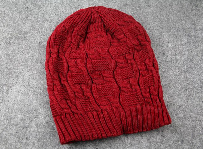 Cable Knit Slouchy Beanie — Classic Texture, Everyday Warmth