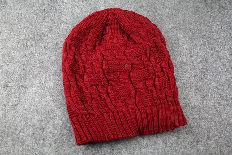 Cable Knit Slouchy Beanie — Classic Texture, Everyday Warmth