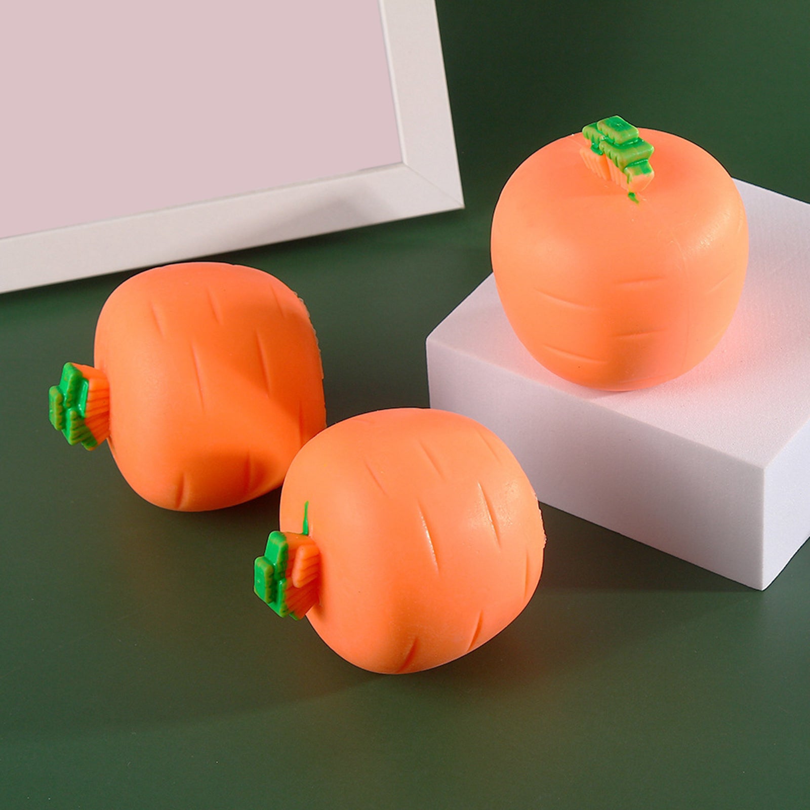 Carrot Rabbit Fidget Toy — Pull It Apart, Snap It Back, Repeat
