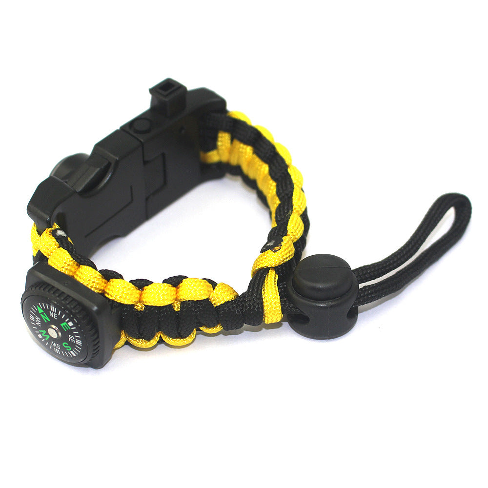 Paracord Bracelet with Fire Starter — Adventure Gear You'll Actually Wear