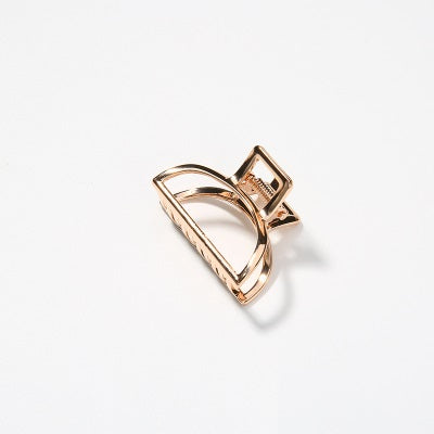 Large Metal Hair Claw Clip for Elegant Styling